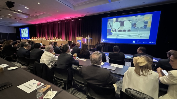 Anywaves being presented at the IAF General Assembly. Anywaves being presented at the IAF General Assembly.