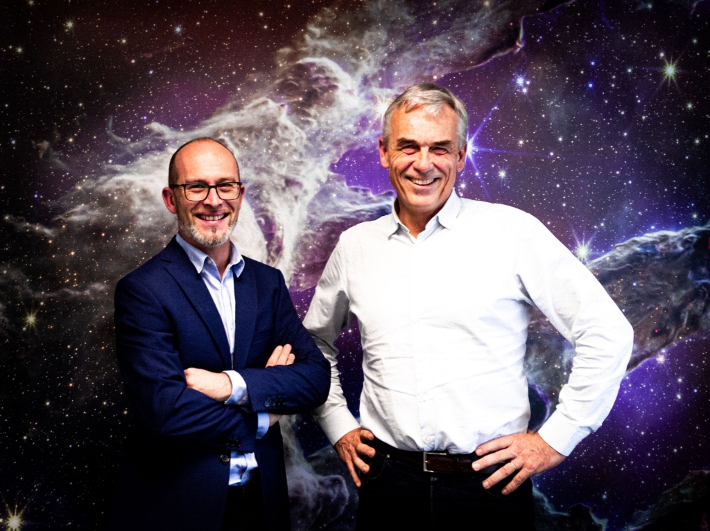 Anywaves President Capet GM de Saintignon